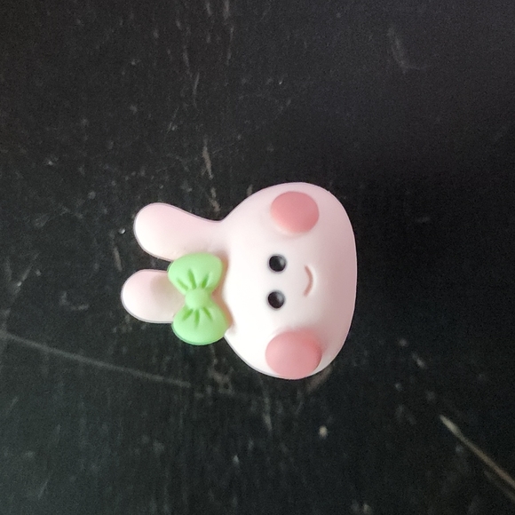 💥 5/$15 Croc Charm - Picture 1 of 2